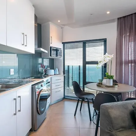 Lux Oceans 2 Bedroom Apartment In Umhlanga Durban Exterior photo