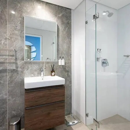 Lux Oceans 2 Bedroom Apartment In Umhlanga Durban Exterior photo