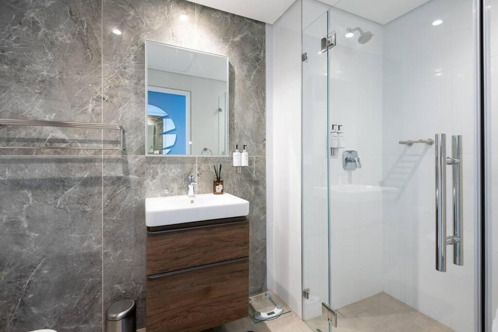 Apartment Lux Oceans 2 Bedroom In Umhlanga *