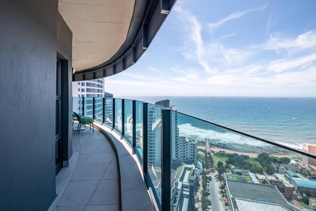 Lux Oceans 2 Bedroom In Umhlanga Apartment