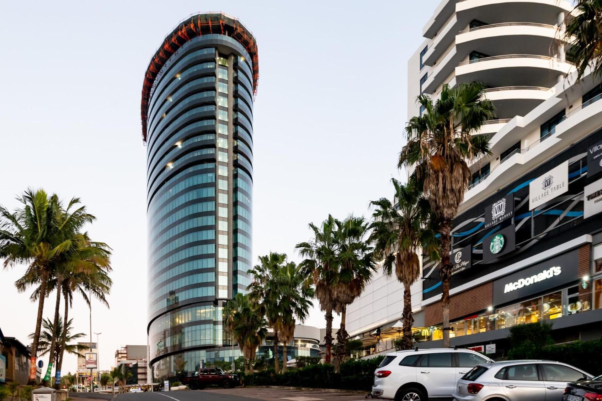 Lux Oceans 2 Bedroom In Umhlanga Durban